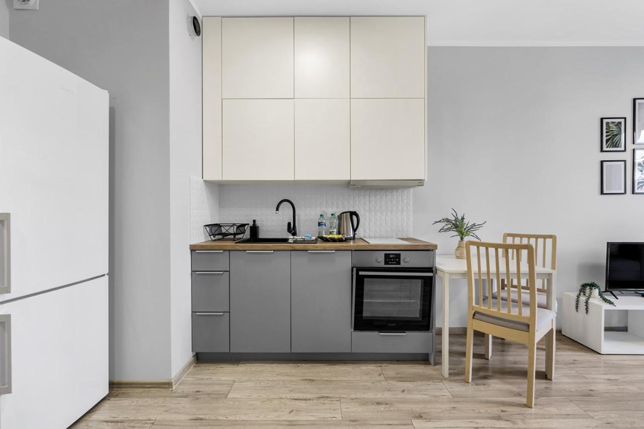 Wlochy Klinkierowa Comfort Apartment Warsaw Exterior photo